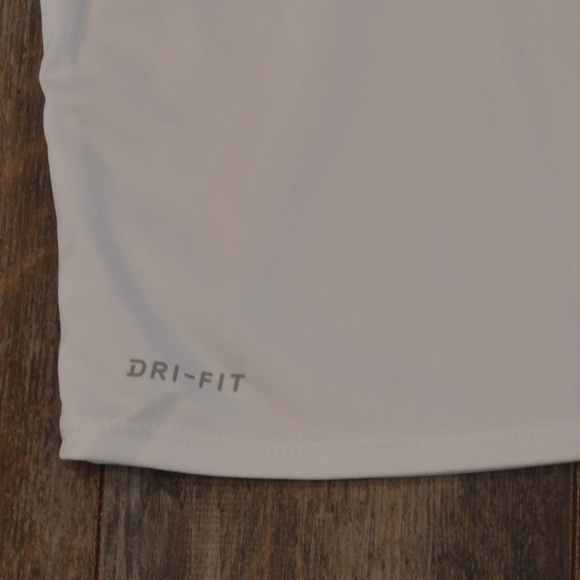 Nike Dri-Fit Shirt w/Purple Nike on Front - Picture 4 of 5